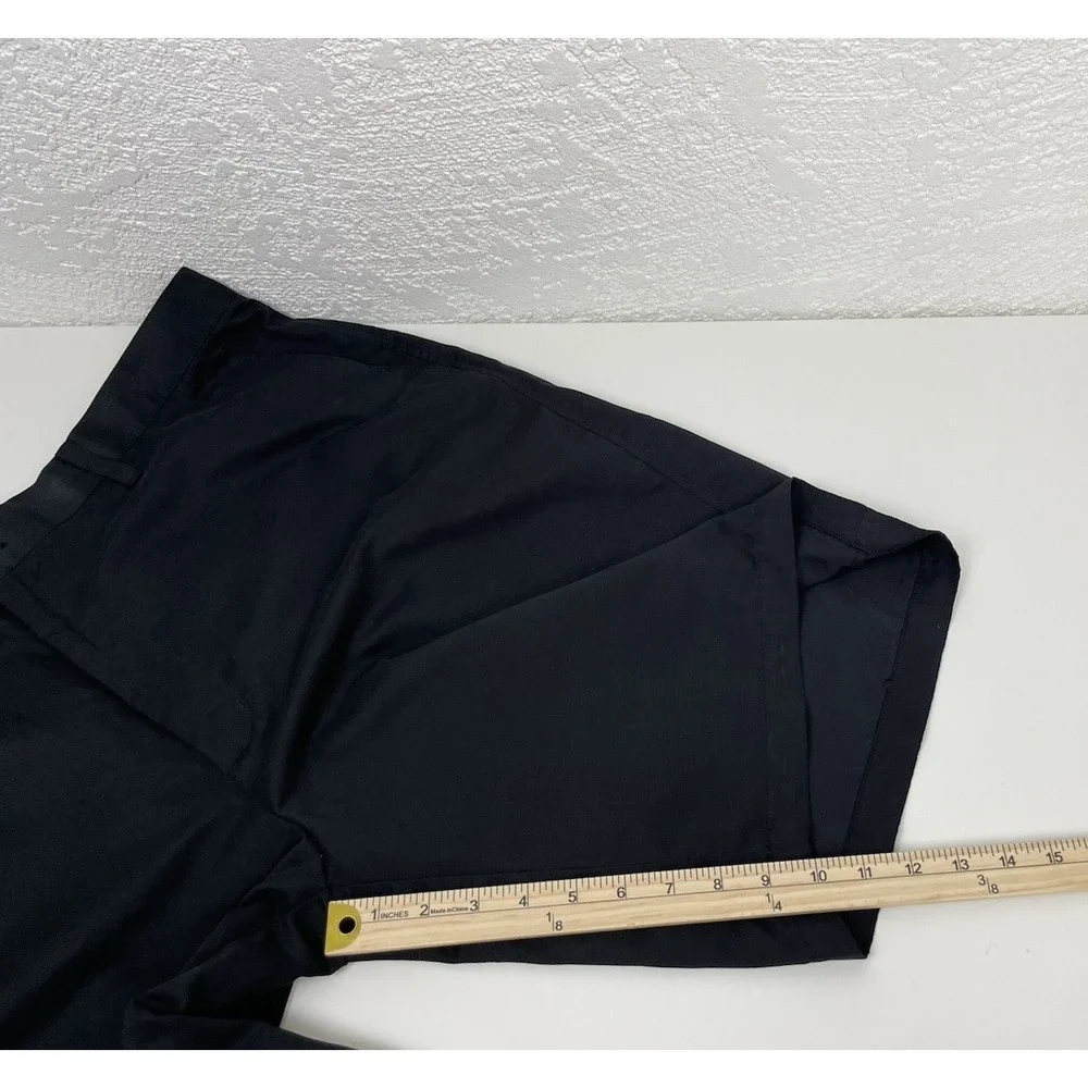New IZOD XFG Golf Shorts Mens Classic Fit Black Flat Frnt Style5063 Size 40  NWT